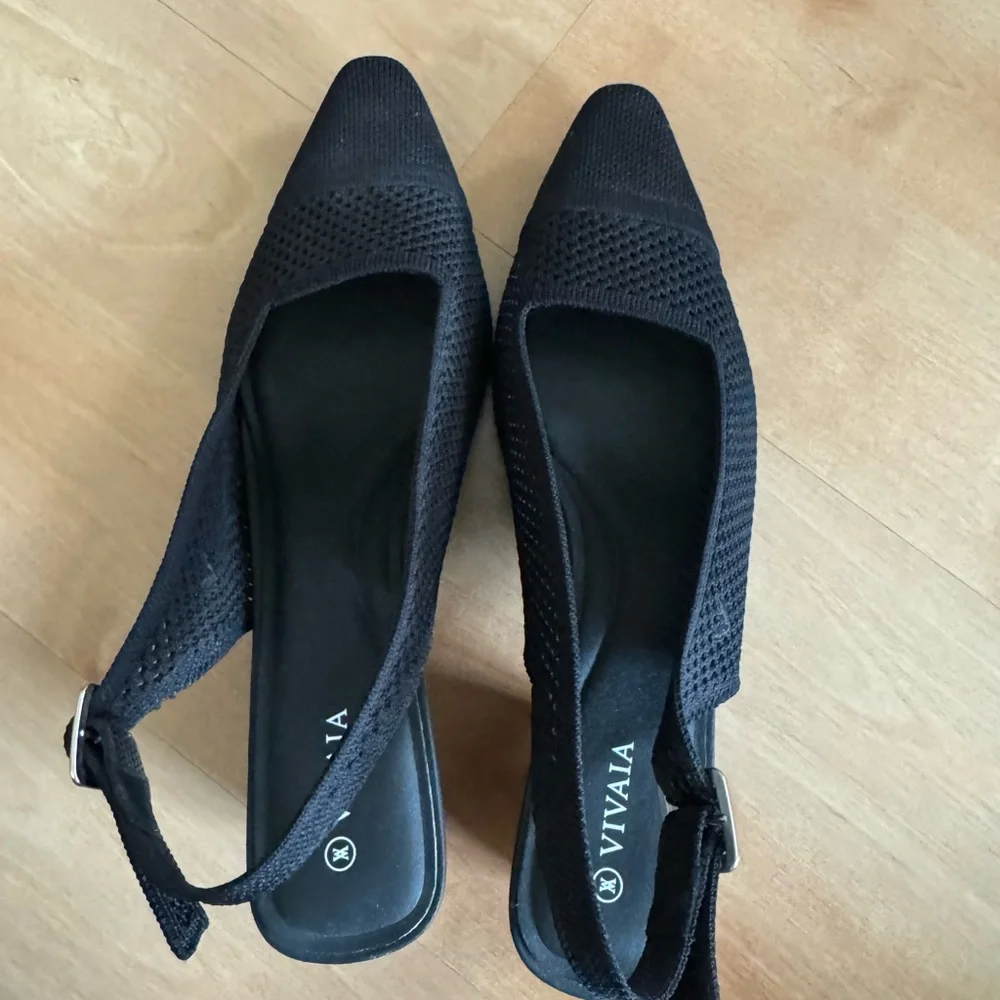 Vivaia pointed toe block heels sz 9 - Picture 5 of 7